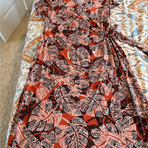 Anne Klein Orange and Black Floral Short Sleeve Dress - Picture 5 of 6